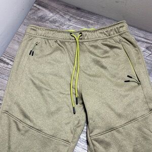 Olive Green Men's Joggers Size Small Pockets in Front NWT Fast Ship
